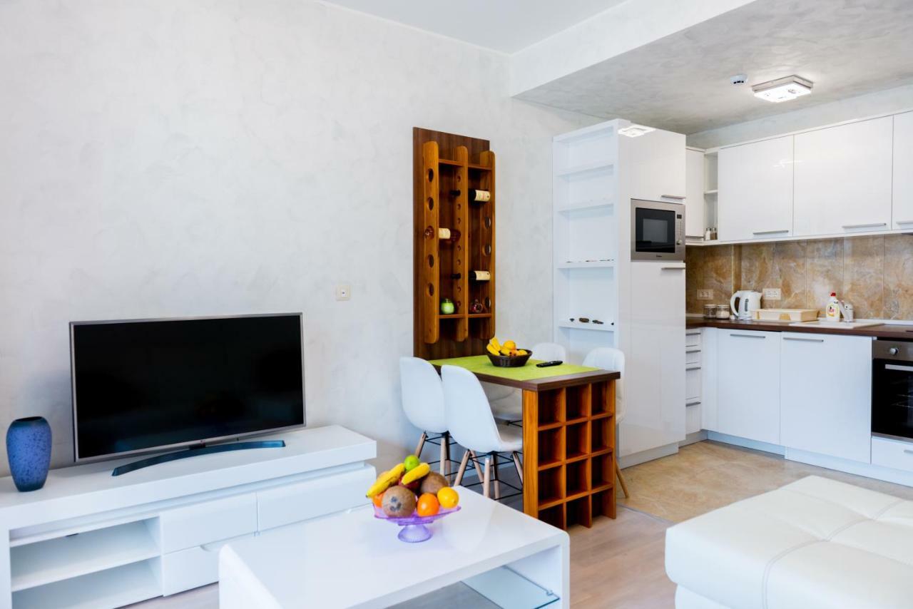 Harmonia Panorama Apartments Budua Esterno foto